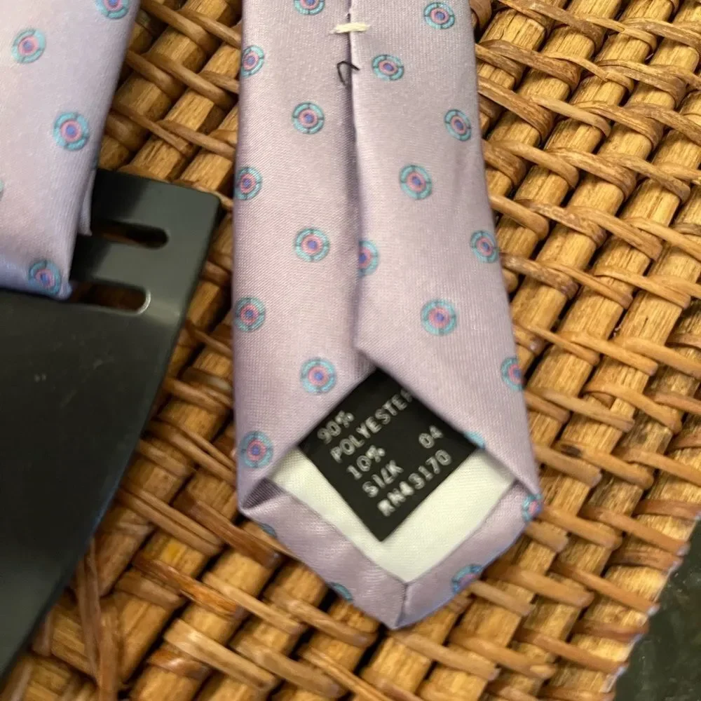 *Egan Von Fostenberg* Pastel Lavender Silk Blend Mens Tie EUC